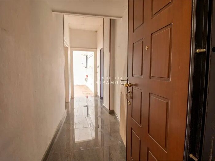 Appartamento trilocale in vendita in Via Amilcare Airoldi, Lecco