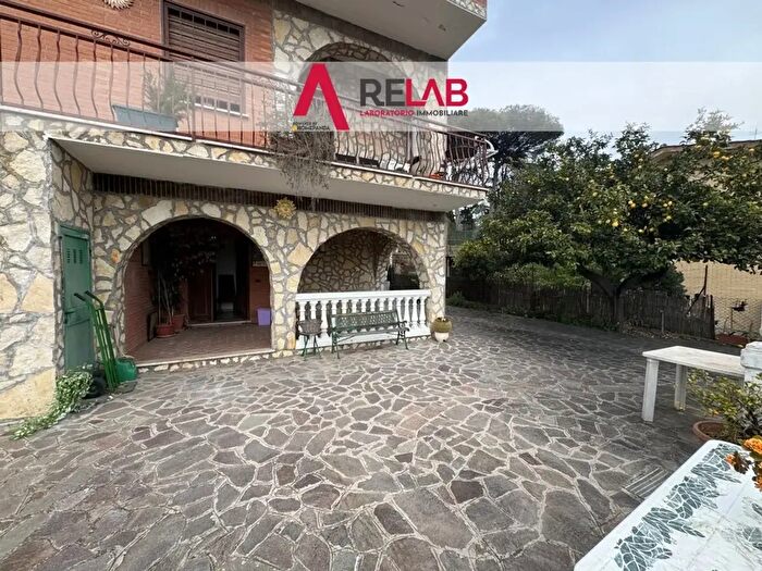 Appartamento bilocale in affitto in Via Villafalletto, Roma