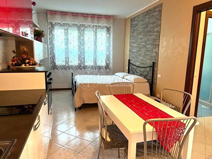 Appartamento monolocale in vendita in Via Eugenio Cantoni, Castellanza