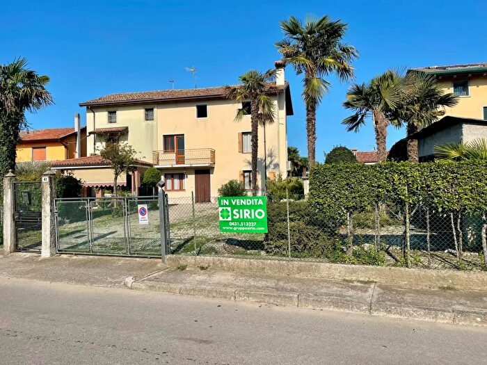 Casa con 5 locali in vendita in Via Vat, Pocenia