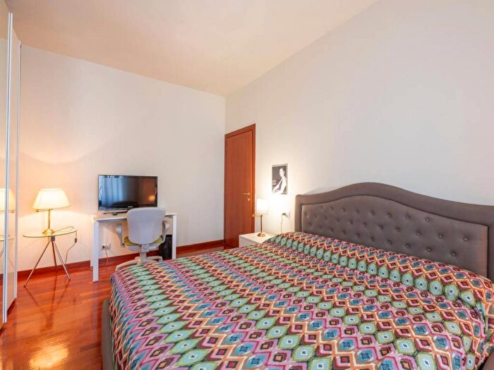 Appartamento con 5 locali in affitto in Via Leo Longanesi, Lodi Brenta, Milano