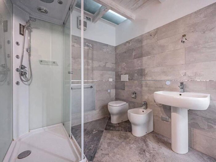 Appartamento trilocale in affitto in Via Pietro Giardini No Number, San Faustino, Modena