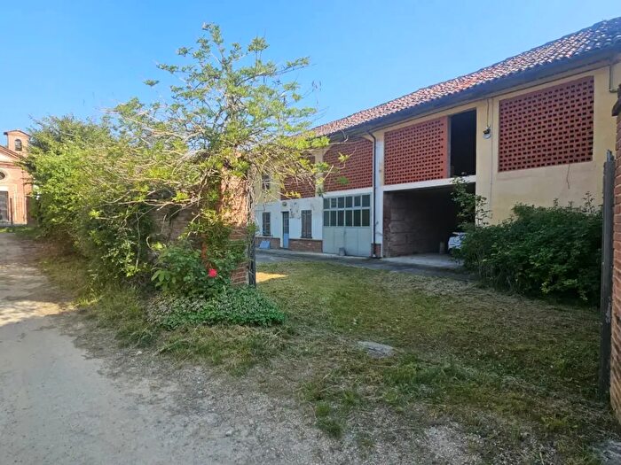 Casa con 6 locali in vendita in Regione Valle, CastellAlfero