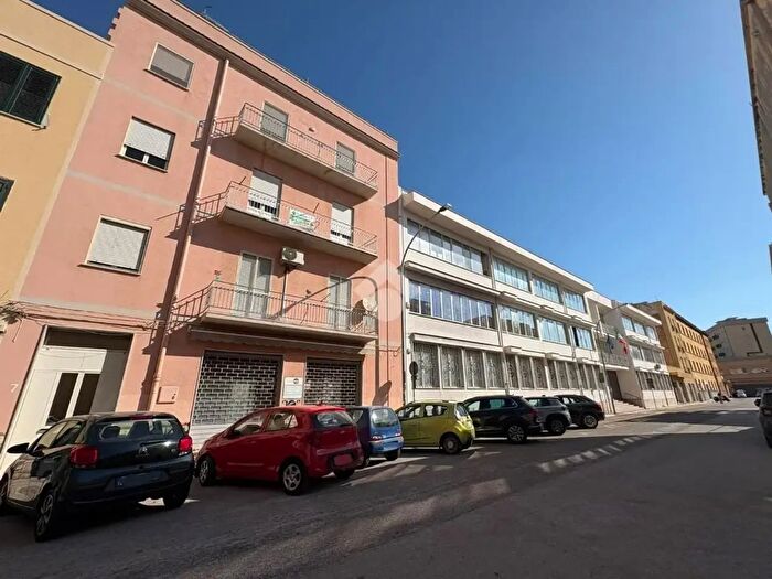 Appartamento quadrilocale in vendita in Via Francesco Basiricò, Trapani