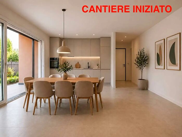 Appartamento trilocale in vendita in Via Ariosto, Cadorago