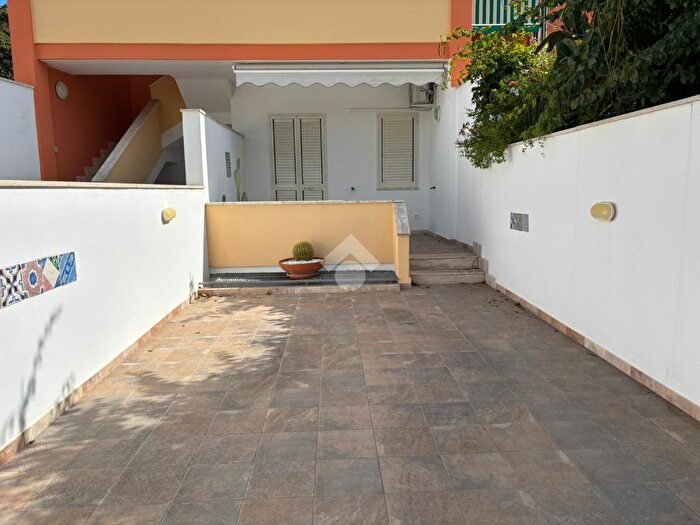 Casa trilocale in vendita in Viale delle Dune, Gallipoli