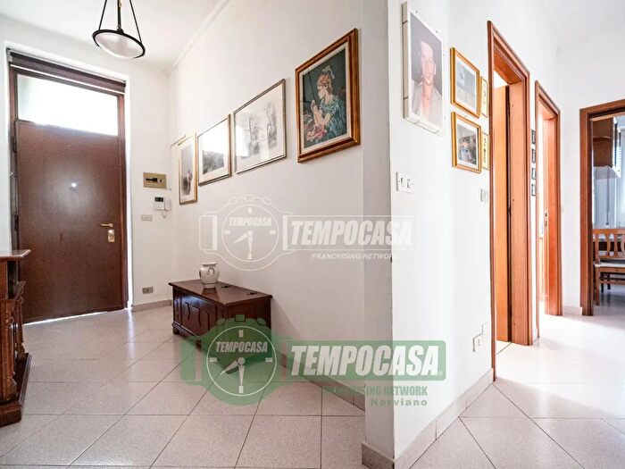 Appartamento bilocale in vendita in Via Roma, Nerviano