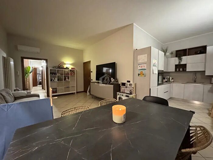 Appartamento trilocale in vendita in Suzzara