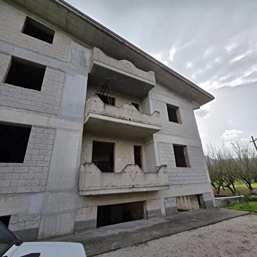 Appartamento trilocale in vendita in Iungito Montoro Avellino, Montoro