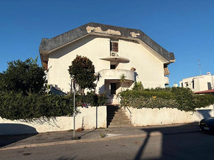 Appartamento trilocale in affitto in Viale Benedetto Marini, Cerenova, Cerveteri