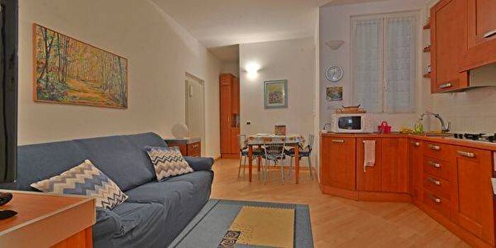 Appartamento trilocale in affitto in Via Ciarli, Centro, Varazze