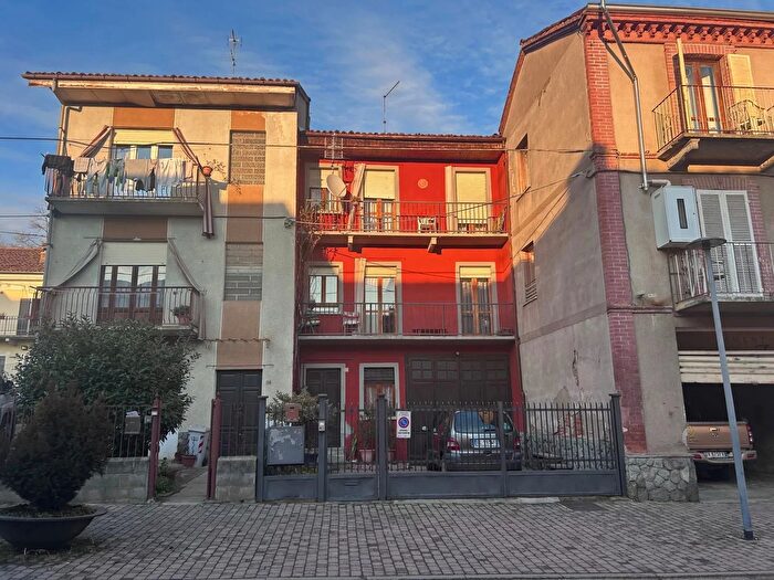 Appartamento con 5 locali in vendita in Canale