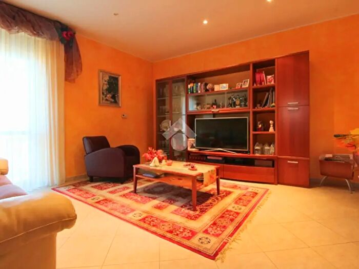 Appartamento trilocale in vendita in Via Piave, Lucera