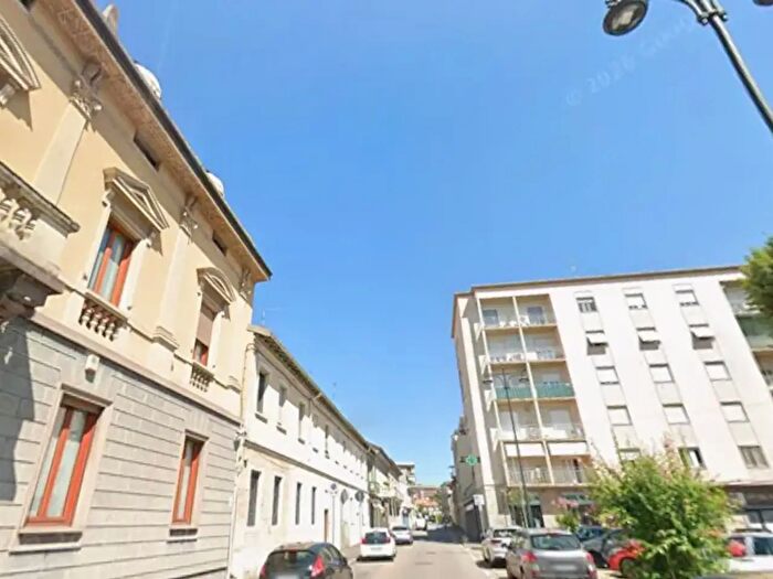 Appartamento quadrilocale in affitto in Viale Duca d'Aosta, Busto Arsizio