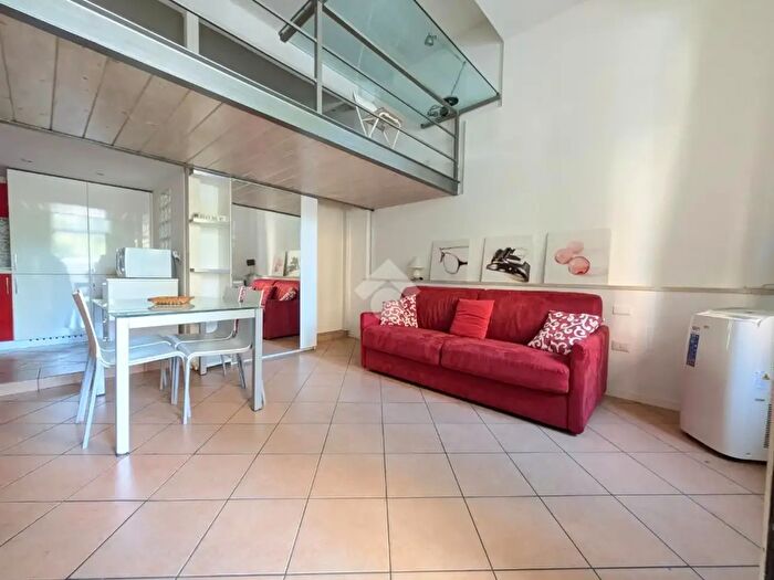 Appartamento bilocale in affitto in Via Candiani Giuseppe, Milano
