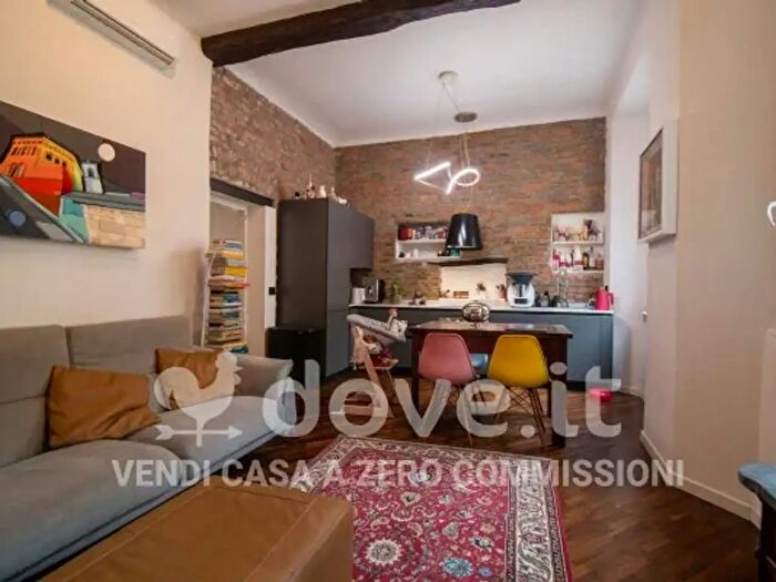 Appartamento trilocale in vendita in Via Volta Snc, Pavia