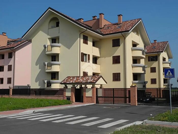 Appartamento bilocale in affitto in Via Bazzana Inferiore, Assago