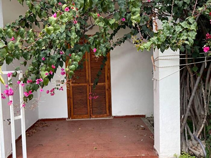 Casa trilocale in affitto in Viale Rivachiara, Sellia Marina