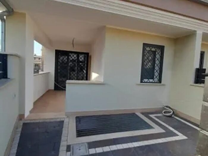 Appartamento bilocale in affitto in Via Bari, Ciampino