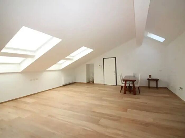 Appartamento quadrilocale in vendita in Via San Michele, Vercelli