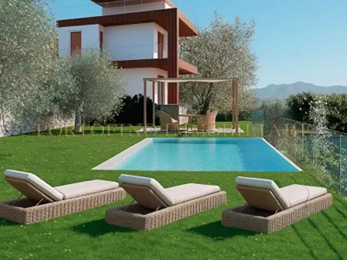 Casa trilocale in vendita in Rapallo