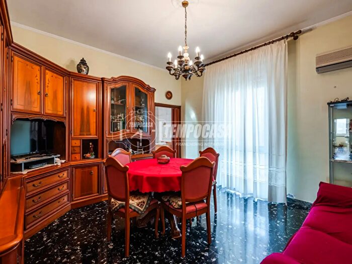 Appartamento quadrilocale in vendita in Via Francesco Nicoli, Modena
