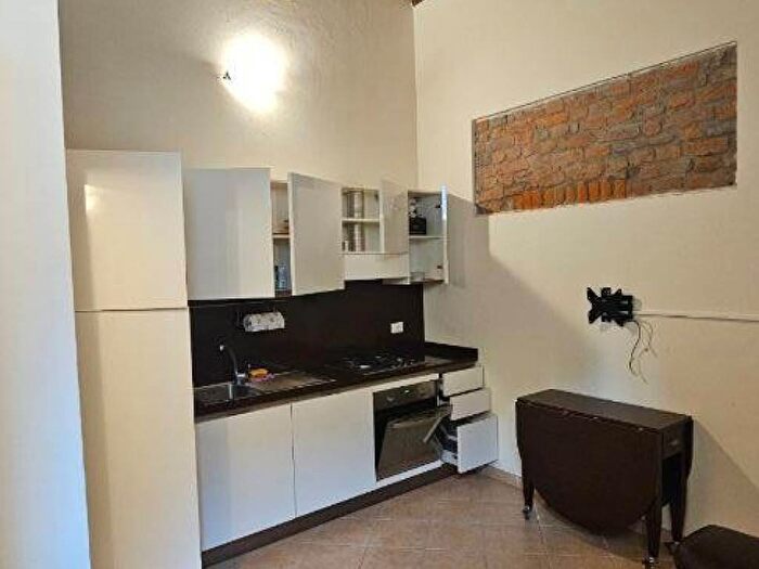 Appartamento trilocale in affitto in Via Filippo Corridoni, Centro Storico, Pavia