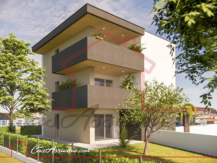 Appartamento quadrilocale in vendita in Via Roma, Castello Di Godego