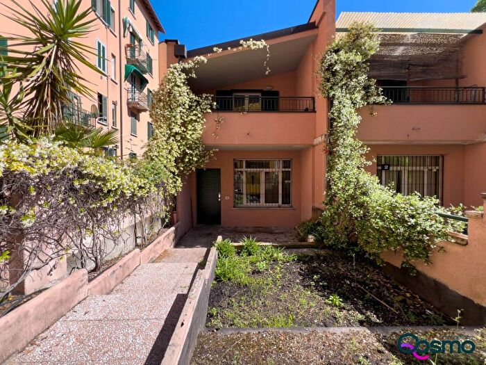 Casa quadrilocale in affitto in Via Giovita Scalvini, Bovisa, Milano