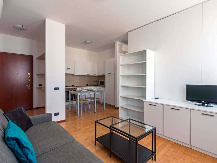 Appartamento bilocale in affitto in Via Enrico Caviglia, Bologna Sulmona, Milano