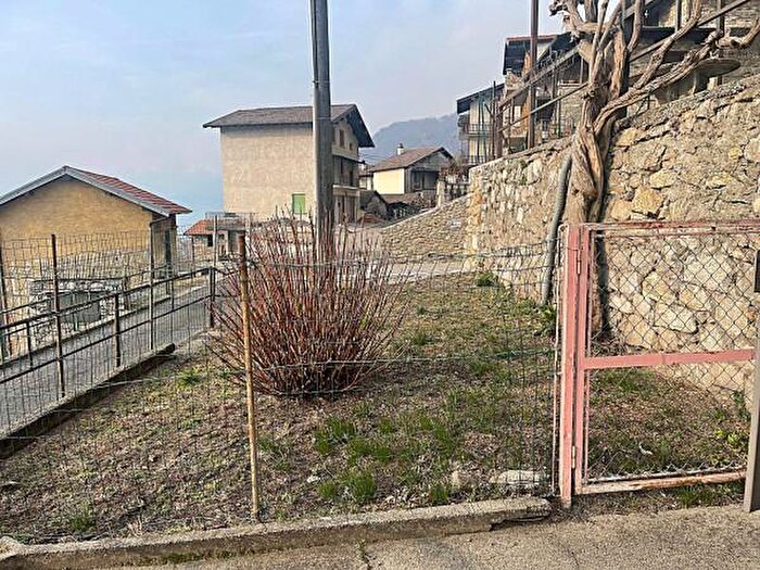 Appartamento bilocale in vendita in Montemezzo