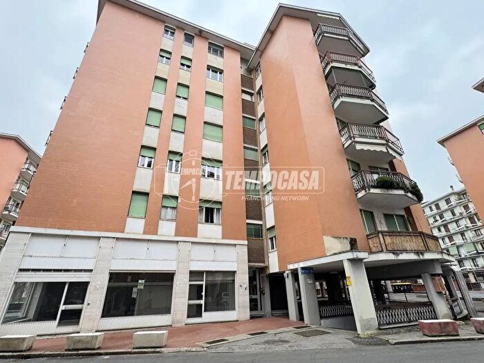 Appartamento quadrilocale in vendita in Via Repubblica, Cossato