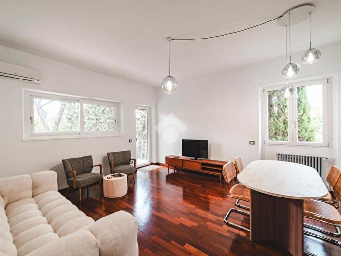 Appartamento con 5 locali in affitto in Via Luigi Concetti, Fleming, Roma