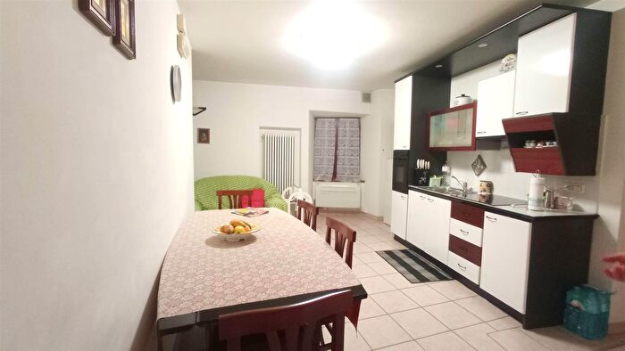 Appartamento trilocale in vendita in Treia