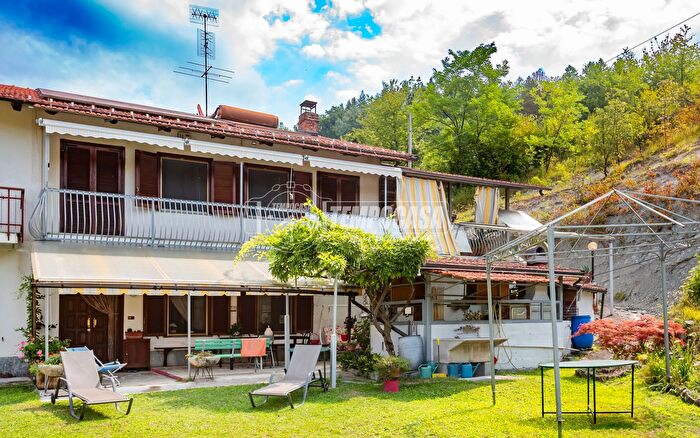 Appartamento con 5 locali in vendita in Strada Provinciale, Rivalba