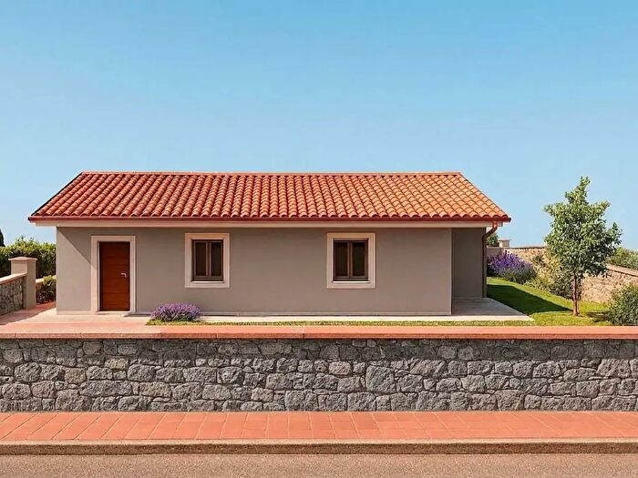 Casa con 5 locali in vendita in Pedara