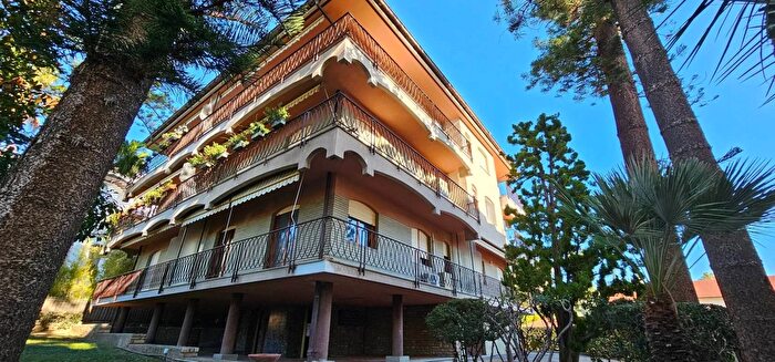 Appartamento bilocale in vendita in Via Regina Margherita Bordighera, Bordighera