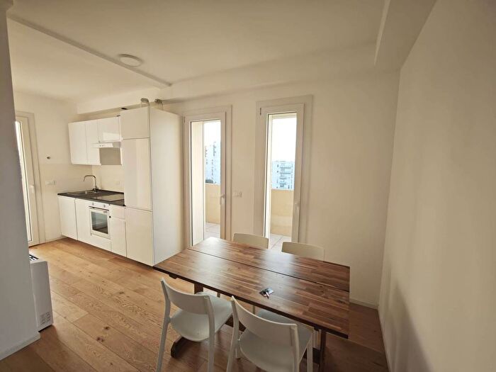 Casa trilocale in affitto in Via Alfredo Calzolari, Bolognina, Bologna