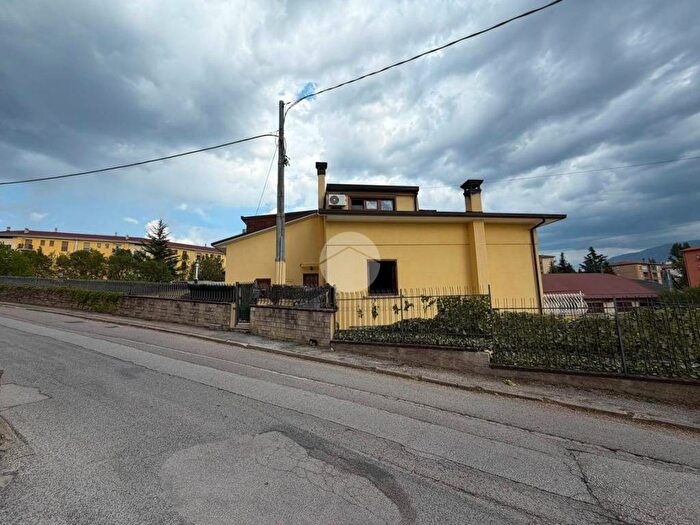 Appartamento trilocale in affitto in Via ettore moschino, Torretta Torrione, L'Aquila
