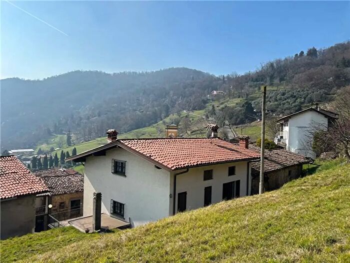 Casa con 5 locali in vendita in Via Gafforelli, Foresto Sparso