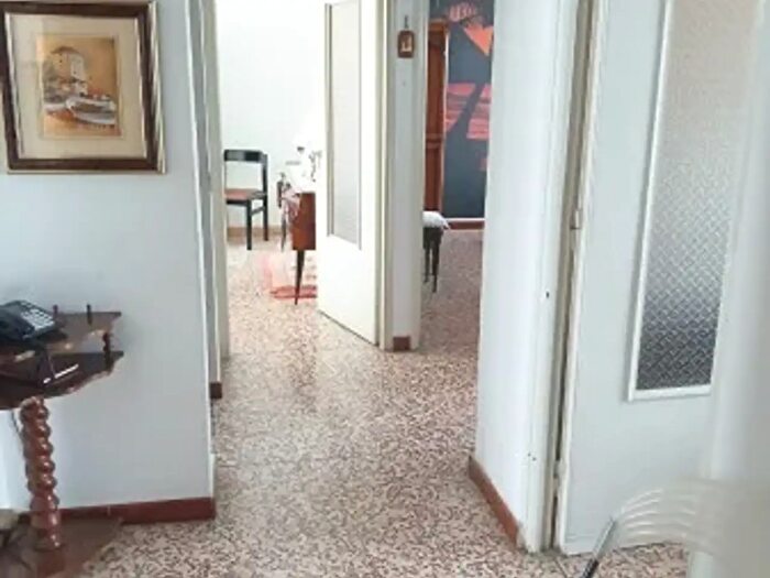 Appartamento con 5 locali in vendita in Via Bruno Buozzi, Venaria Reale