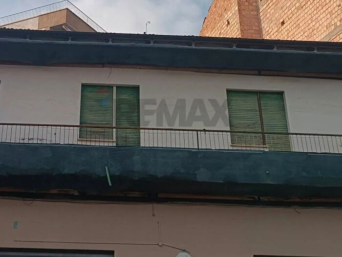 Appartamento con 6 locali in vendita in Loreto Aprutino