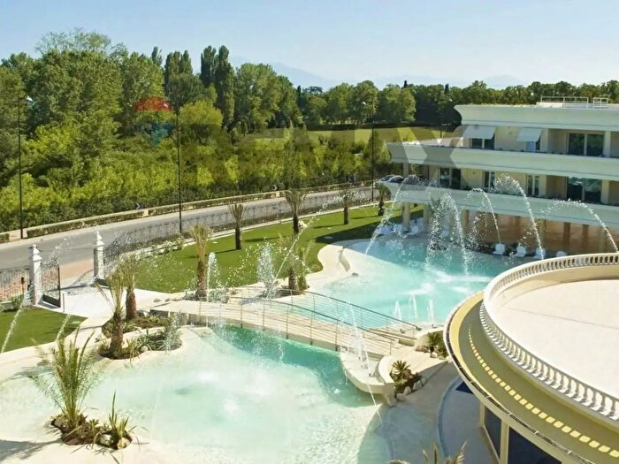 Appartamento trilocale in vendita in Desenzano Del Garda
