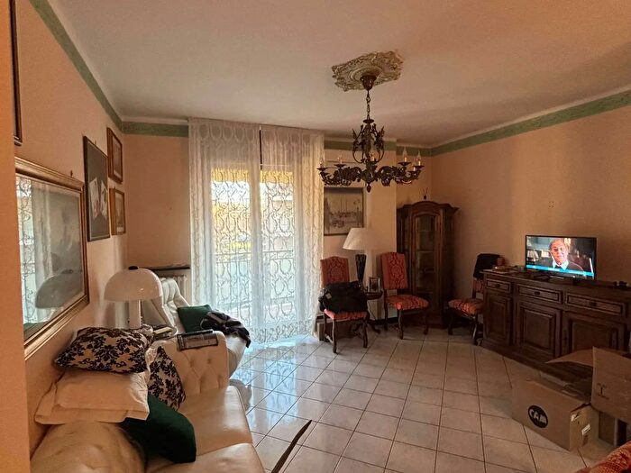 Appartamento con 6 locali in vendita in Tortona