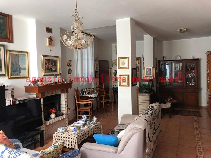 Appartamento con 5 locali in vendita in Corso Marconi, Cairo Montenotte