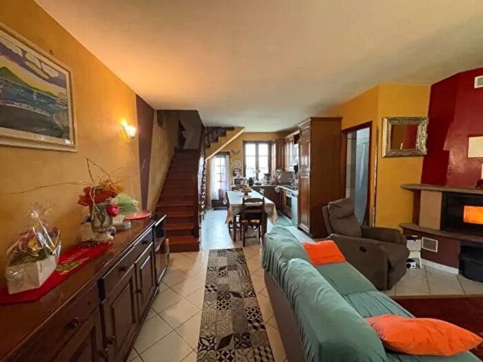 Casa quadrilocale in vendita in Via Roma, Celle Enomondo