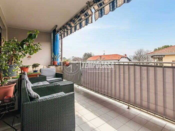 Appartamento trilocale in vendita in Via Martiri di Belfiore, Olgiate Olona