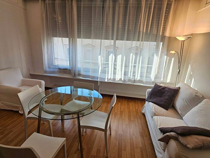 Appartamento monolocale in affitto in Corso di Porta Nuova, Porta Nuova, Milano