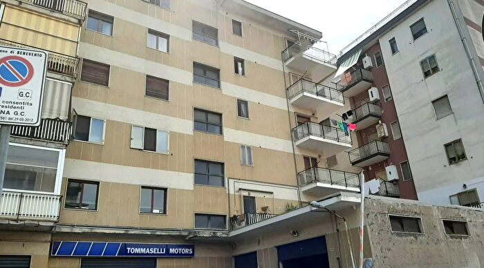 Appartamento bilocale in vendita in Via San Giovanni di Dio Benevento Ovest Ferrovia Benevento Campania Italia, Benevento