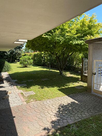 Appartamento con 5 locali in vendita in Via Vigonovese, Padova